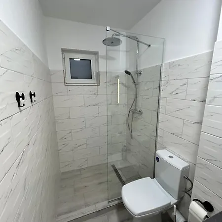 1 Mai - Luxury Park Apartments - Self Check-In - Private Parking - 2 Craiova Exterior photo